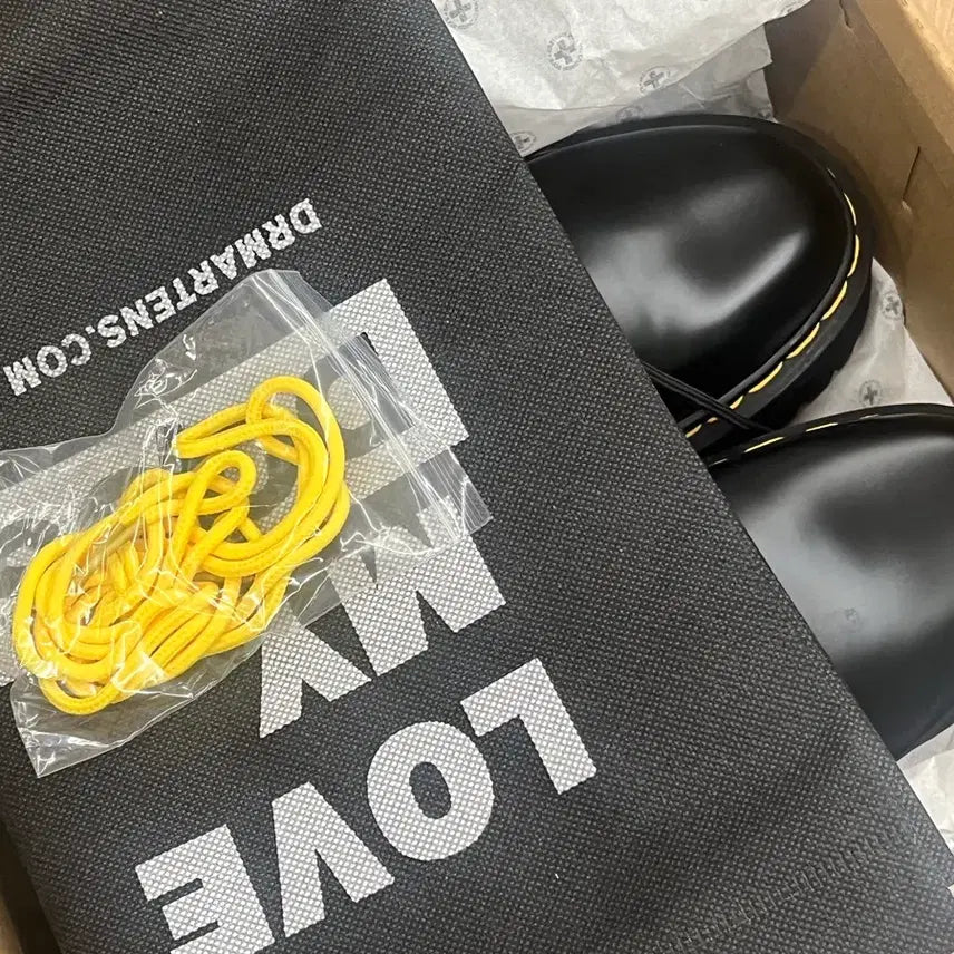 [BUNJANG] Dr. Martens Bex 270 3-Hole Shoes / 닥터마틴 벡스 270
