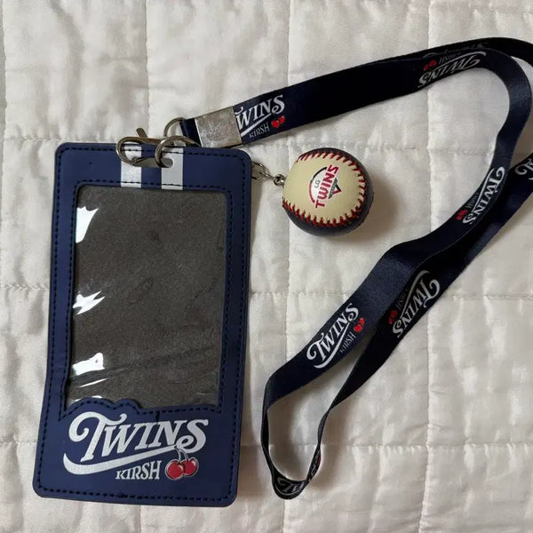 [BUNJANG] LG Twins Kirsh Ticket Holder + Keychain / 엘지트윈스 키르시 티켓홀더 + 키링