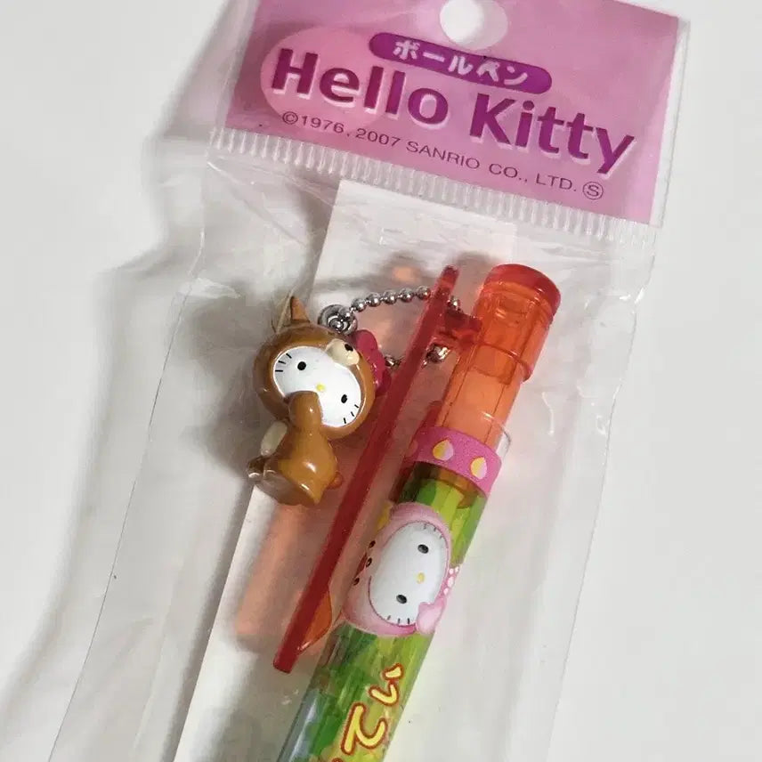[BUNJANG] Sanrio Hello Kitty Vintage Deer Pen / 헬로키티 고전키티 지역한정 나라 사슴 볼펜