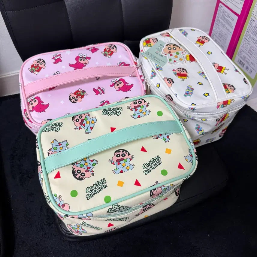 [BUNJANG] Crayon Shin-chan Pouch Bag Cosmetic Bag Travel Bag / 짱구 파우치 가방 화장품 가방 여행 가방