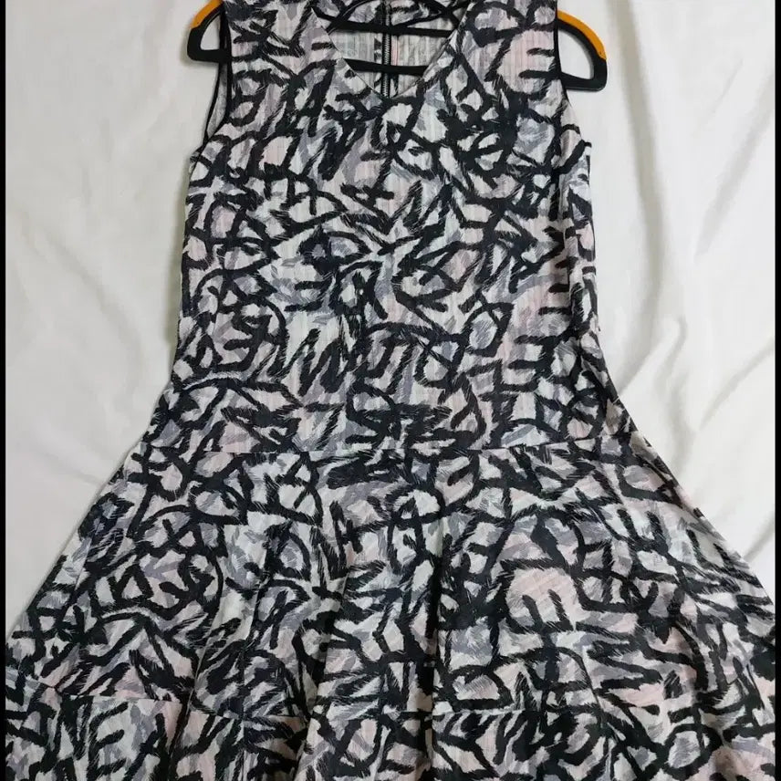 [BUNJANG] DEWL Sleeveless Dress / 듀엘 민소매원피스55. 듀웰 DEWL