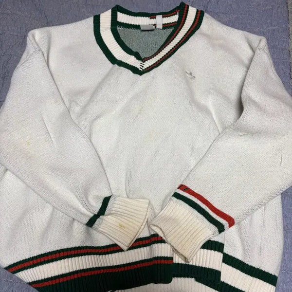 [BUNJANG] Adidas V-Neck Knit Sweater / 아디다스 니트
