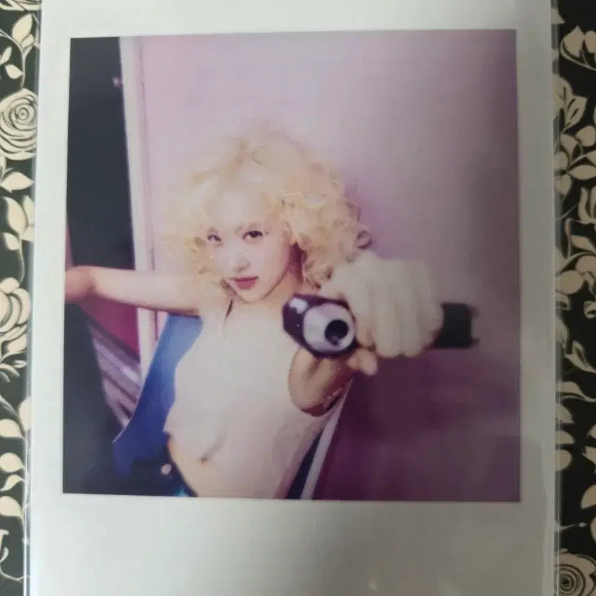 [BUNJANG] BLACKPINK Rosé LP Polaroid Photocard / 블랙핑크 블핑 포토카드 포카 로제 rosie  BLACKPINK  LP 폴라로이드 유광