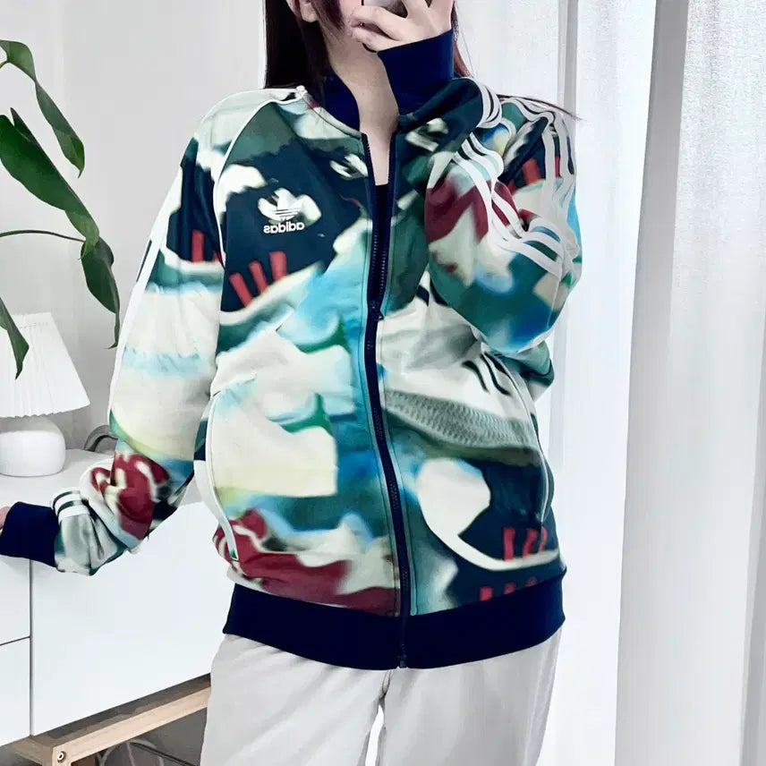 [BUNJANG] Adidas Pattern White Three-Stripes Track Jacket L / 아디다스 패턴 화이트삼선 져지  [ L ]
