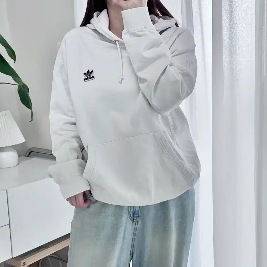 [BUNJANG] Adidas White Patch Logo Hoodie 2XL / 아디다스 화이트 패치로고 후드티  [ 2XL ]
