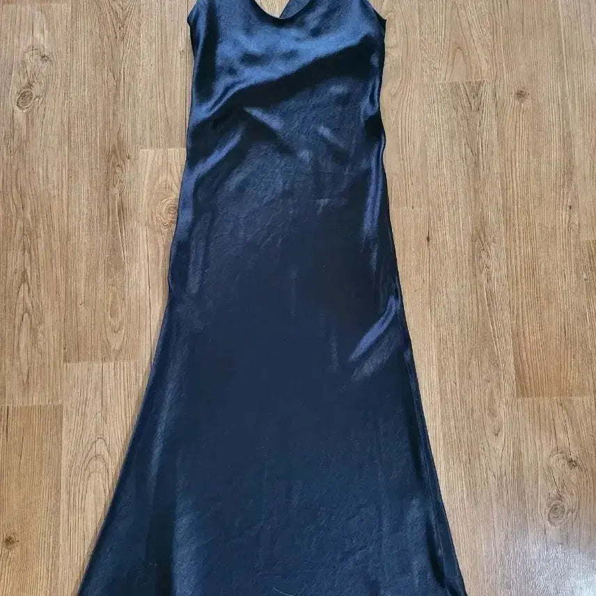 [BUNJANG] Theory Navy Satin Slip Dress Size 55 / 띠어리 네이비 새틴 슬립 원피스 55사이즈 정품 거의새거 파티복 행사복 축제복 정품