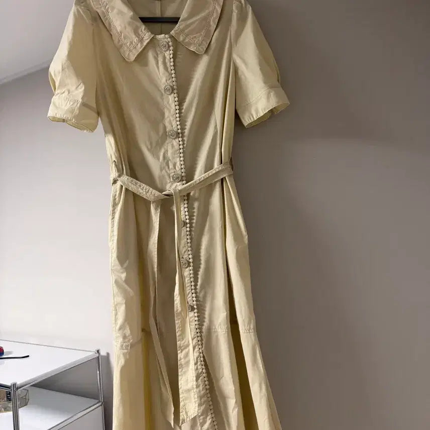 [BUNJANG] Kkuzs Light Beige Dress / 꾸즈 연베이지 원피스