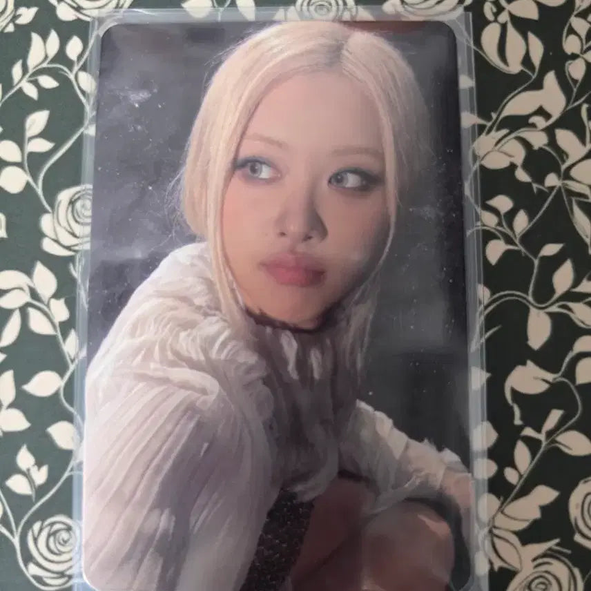[BUNJANG] BLACKPINK Rosé Deadline Silver Photocard / 블랙핑크 블핑 포토카드 포카 로제 rosie  BLACKPINK BP 데드라인 Deadline 실버