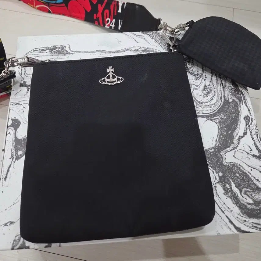 [BUNJANG] Vivienne Westwood Shoulder Bag / 비비안웨스트우드 숄더백