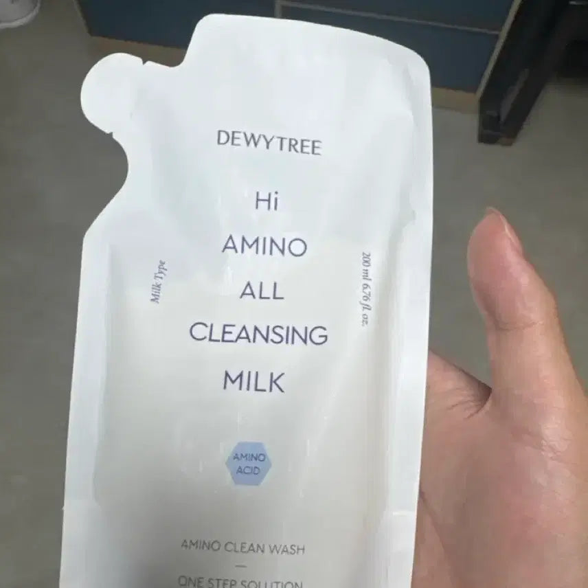 [BUNJANG] Dewytree High Amino All Cleansing Milk 200ml / 듀이트리 하이 아미노 올 클렌징 밀크 200ml