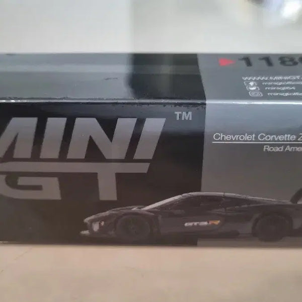 [BUNJANG] MiniGT 1186 Chevrolet Corvette Z06 GT3.R Road America Testcar 1/18 Scale / 미니지티 1186 미개봉 판매합니다