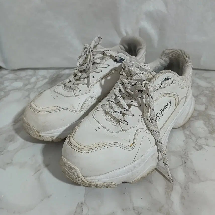 [BUNJANG] Discovery Women's Sneakers (235) / 디스커버리 여성 운동화 235 (26D418)