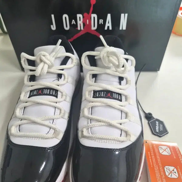 [BUNJANG] Nike Air Jordan 11 Concord Bred Low / 나이키 조던11 콩코드 브레드 로우 280사이즈팝니다
