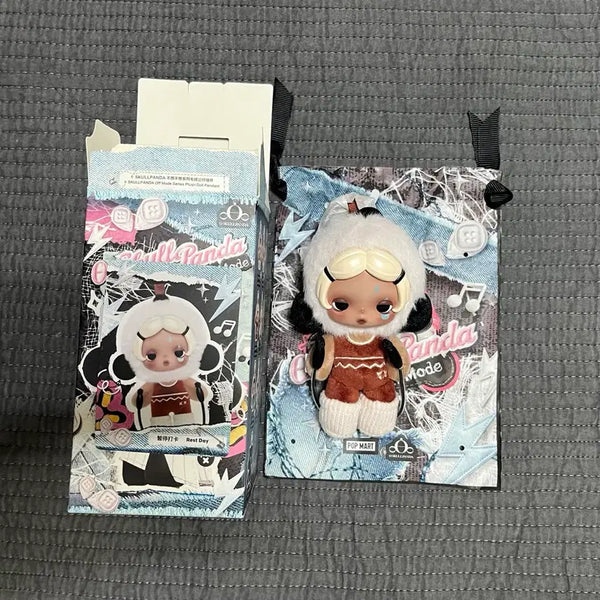[BUNJANG] Pop Mart Skullpanda Off Mode Series Doll Keychain / [팝마트] 스컬판다 Off 모드 시리즈 인형 키링