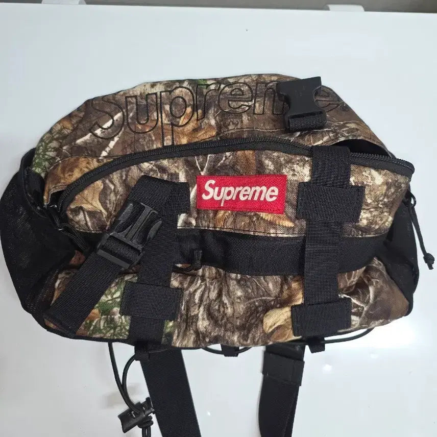 [BUNJANG] Supreme Fall Leaves Waist Bag / 슈프림 낙엽 힙색