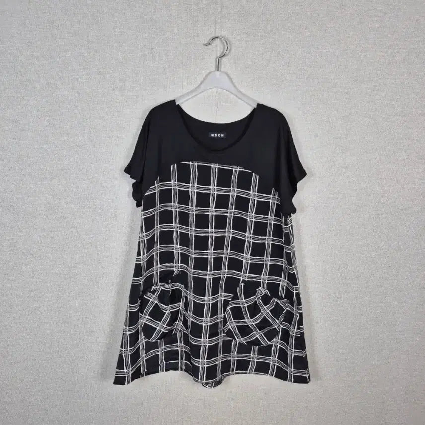[BUNJANG] Black A-Line Checkered Blouse / (#66,77추천)레이온혼방 블랙 A라인 체크배색 블라우스