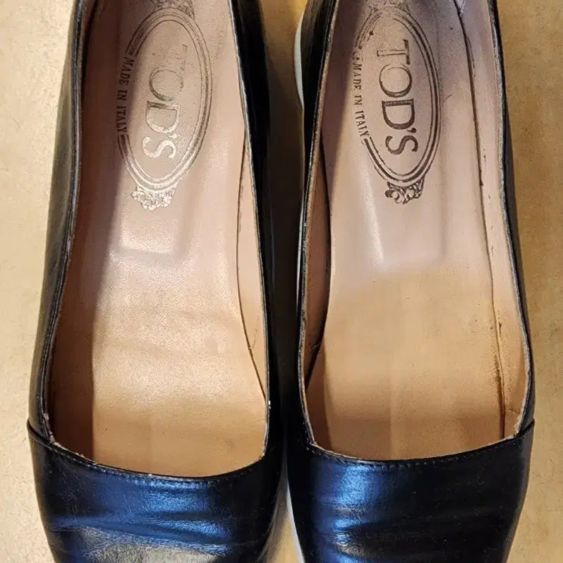[BUNJANG] TOD'S Women's Black Leather Flat Shoes / TOD'S 여성 플랫슈즈 블랙