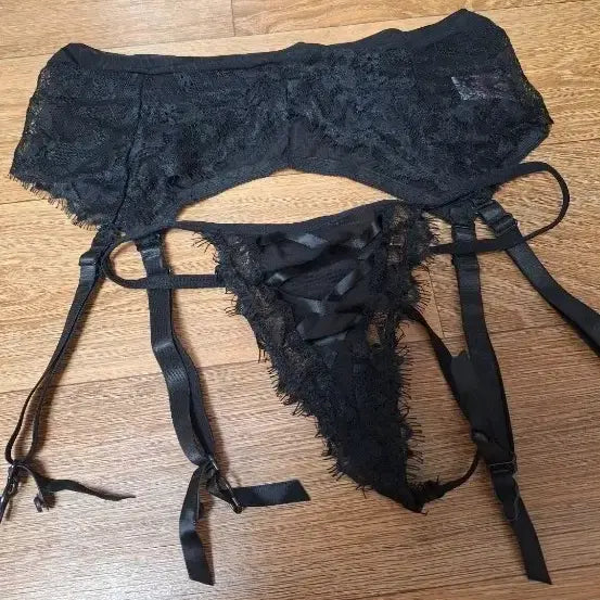 [BUNJANG] Black Lace Garter Belt Set (One Size) / (새상품)  블랙 레이스 가터벨트 세트(프리.M)