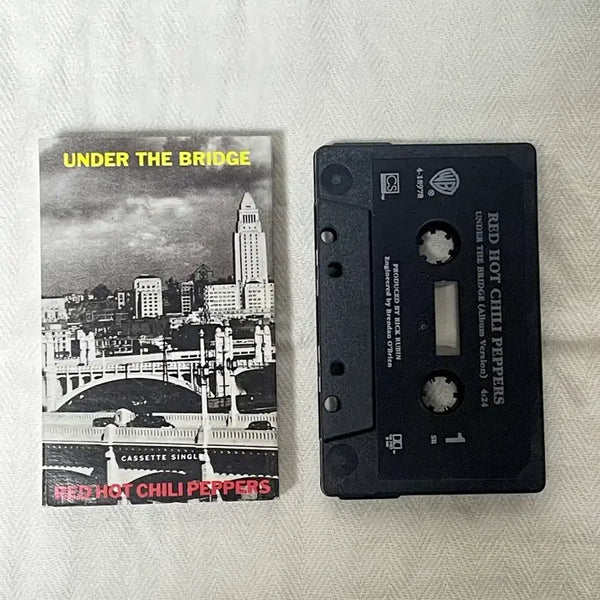 [BUNJANG] Red Hot Chili Peppers Under the Bridge Single Cassette Tape (Used, Mint Condition) / 레드핫칠리페퍼스 Red Hot Chili Peppers - Under the Bridge 싱글 카세트 (중고 민트급)