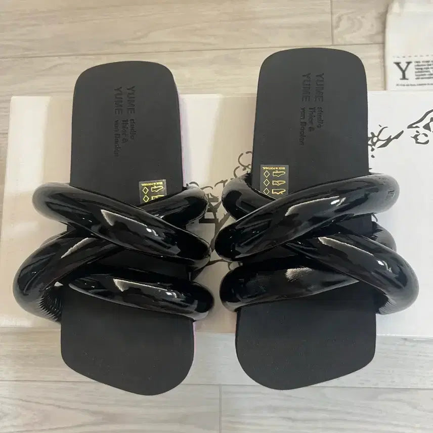 [BUNJANG] YUME Studio Black Twisted Mule Shoes / YUME studio 뮬