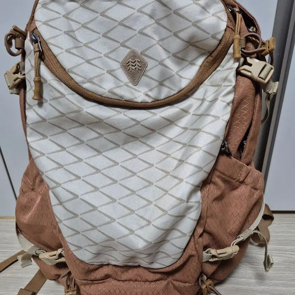 [BUNJANG] KOLON SPORT 23L Hiking Backpack / 코오롱스포츠 정품 등산배낭 23리터 판매합니다