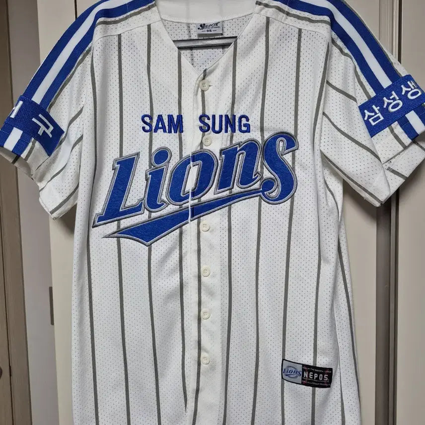 [BUNJANG] Samsung Lions Dynasty Era Authentic Lee Seung-yuop Player Marked Jersey (Size 95) / 삼성라이온즈 왕조시절 정품 유니폼 95사이즈 이승엽 마킹 판매합니다