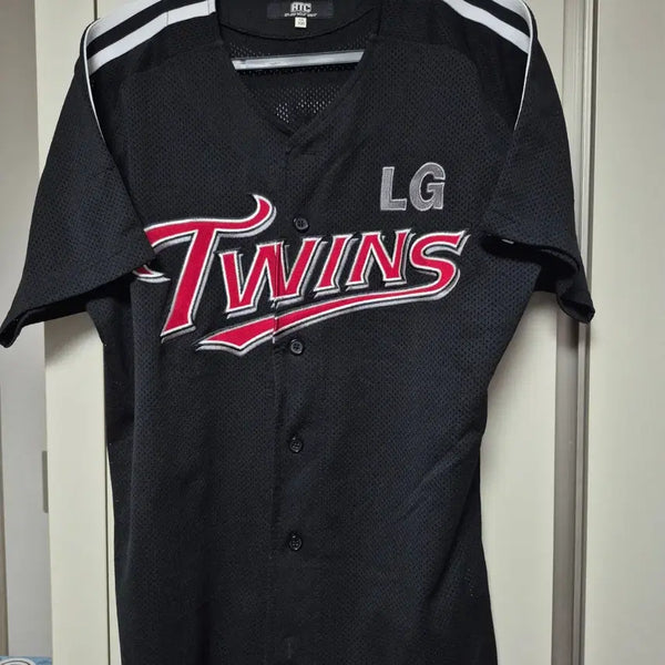 [BUNJANG] LG Twins Oh Ji-hwan Player Marked Away Baseball Jersey (Size 100) / 엘지트윈스 유니폼 100사이즈 오지환 마킹 판매합니다