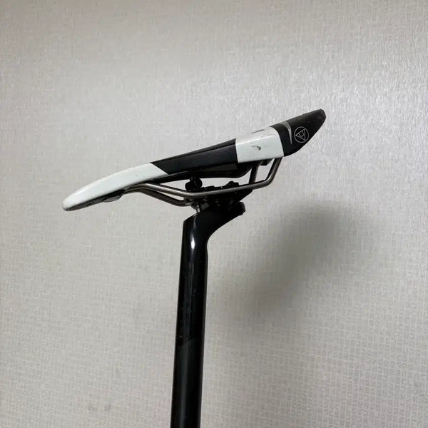 [BUNJANG] ZIPP Service Course SL Beyond Black Seatpost / 짚 서비스코스sl 비욘드블랙 싯포스트 판매합니다 픽시