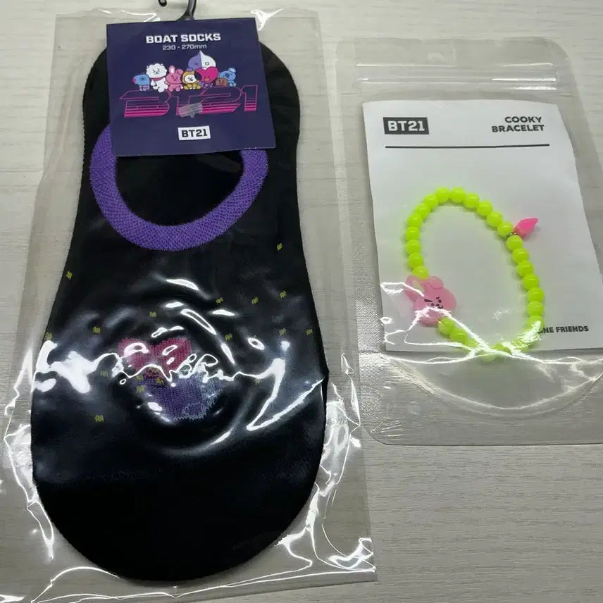 [BUNJANG] BTS Jungkook Bracelet Socks / BTS양말&정국 팔찌