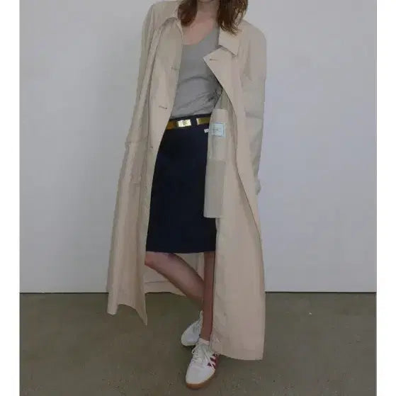 [BUNJANG] Overdue Flare Signature Oversized Trench Coat / 오버듀플레어 시그니처 오버사이즈 트렌치코트(오염있음)