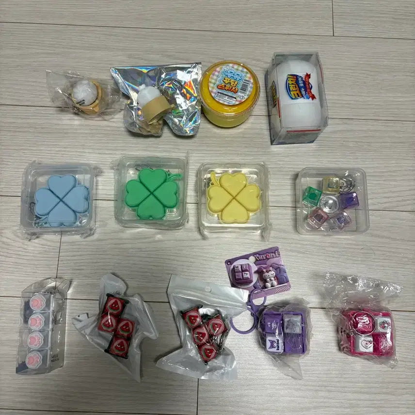 [BUNJANG] Sanrio Hello Kitty Squishy Keycap Charm / 산리오 키티 스퀴시 말랑이 키캡 슬랑이 저렴하게 판매합니다. (새상품)