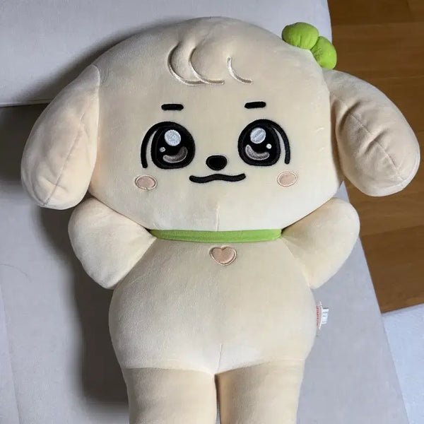 [BUNJANG] IVE Ahn Yujin Mega Cushion / 미니브 메가 쿠션 강안지 아이브 안유진