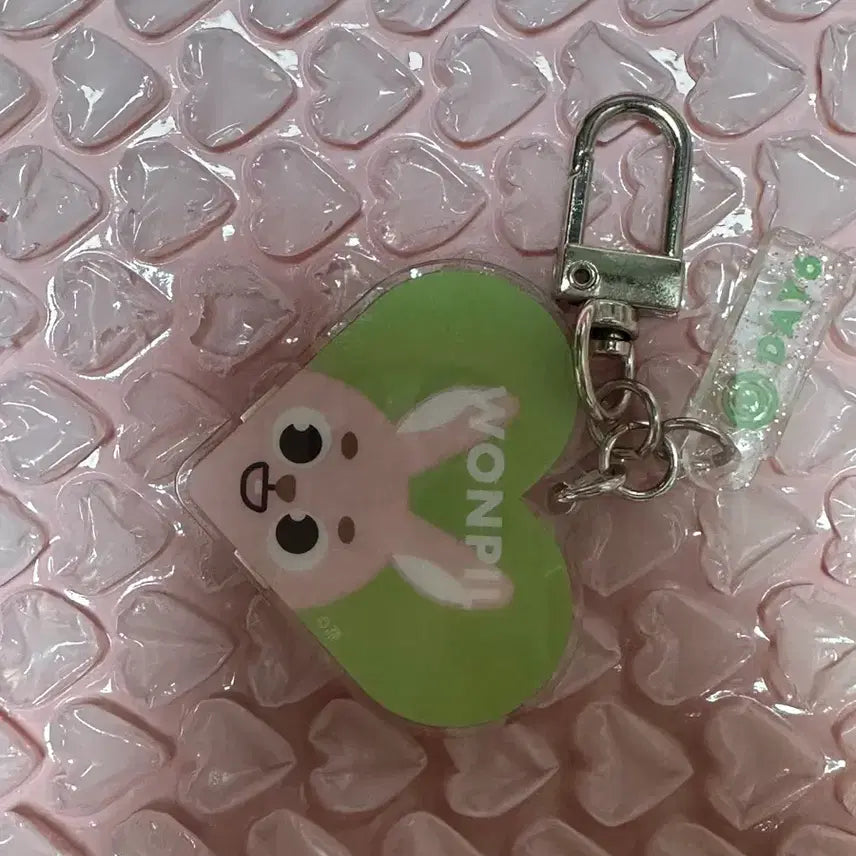 [BUNJANG] DAY6 Wonpil Heart Bunny Keyring / 데이식스 원필 키링 하트 토끼 굿즈