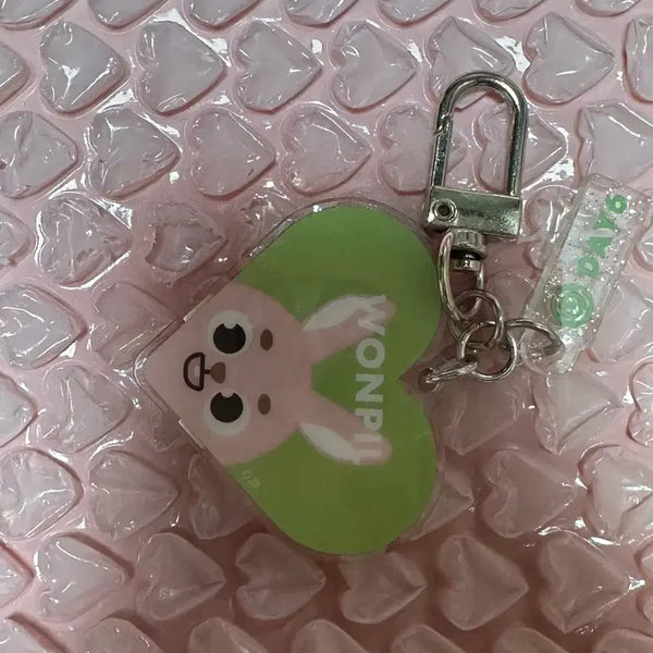 [BUNJANG] DAY6 Wonpil Heart Bunny Keyring / 데이식스 원필 키링 하트 토끼 굿즈