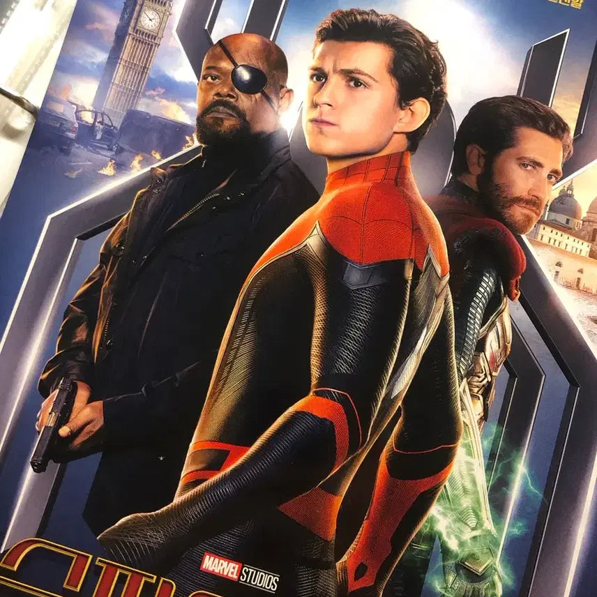 [BUNJANG] Spider-Man: Far From Home + Homecoming Handbill Posters (Bundle Set) / 2장 일괄) 스파이더맨 파 프롬 홈 + 홈커밍 전단지 포스터 톰홀랜드 마블