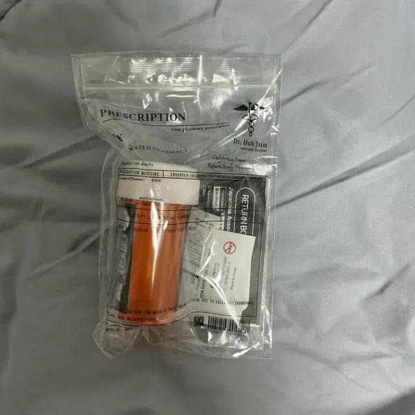 [BUNJANG] Sakamoto Days Order Pill Case / 사카데이 사카모토데이즈 오더 약통 약병 과몰입 통판 미개봉 판매