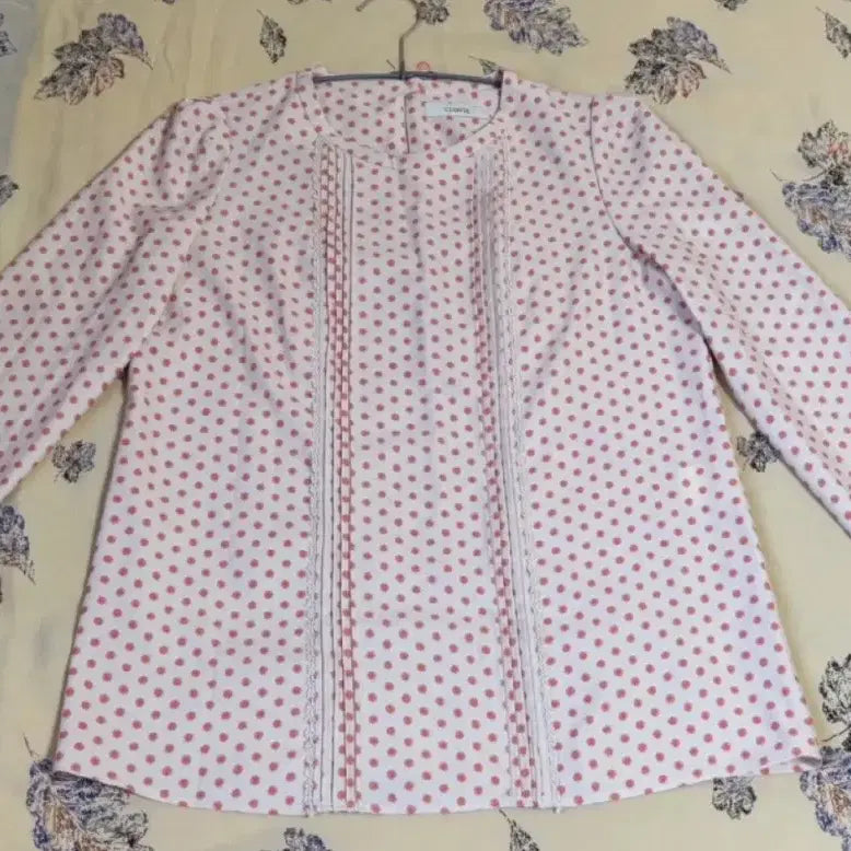 [BUNJANG] CLOVIS Dot Blouse / 도트 블라우스 새상품