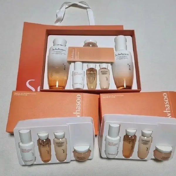 [BUNJANG] Sulwhasoo Essential Daily Routine Kit & Concentrated Ginseng Renewing Set / 쇼핑백 +4종키트 2개) 설화수 자음2종 세트 설화수 에센셜 데일리 기초세트 설화수 에센셜 리바이탈라이징 스킨로션