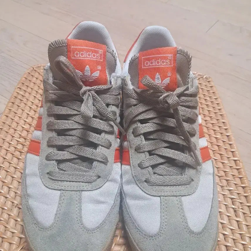 [BUNJANG] Adidas Grey Orange Suede Sneakers Size 250 / 아디다스 운동화 그레이 오렌지 250