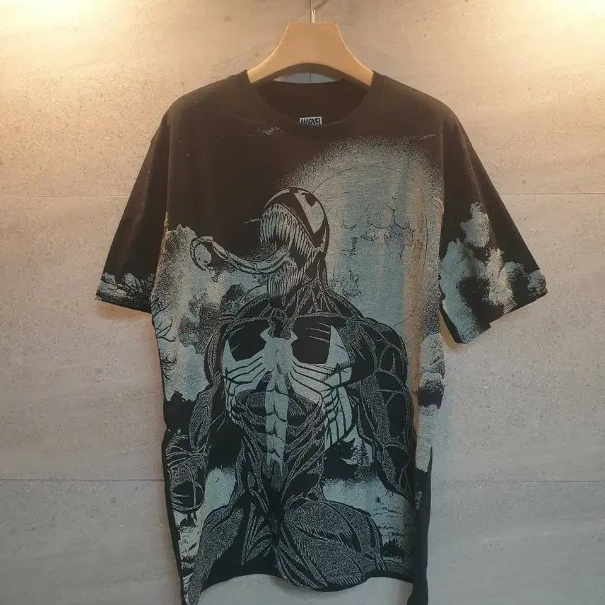[BUNJANG] Marvel Venom Graphic T-Shirt / 마블. VENOM 그래픽 반팔 티셔츠.
