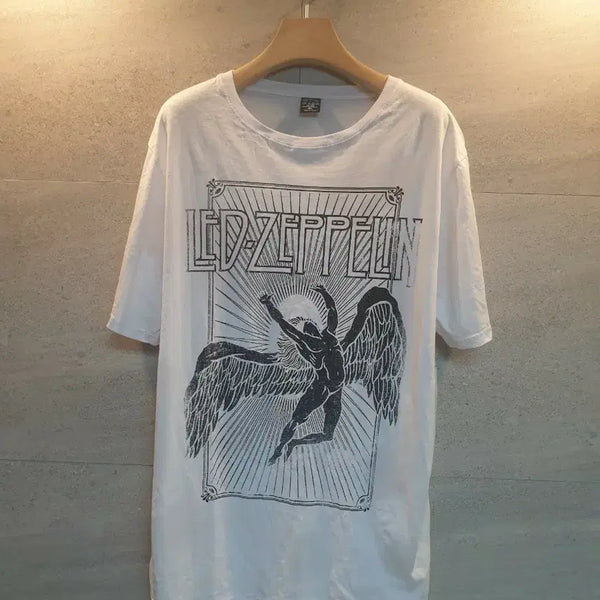 [BUNJANG] Led Zeppelin Official Licensed Short Sleeve T-Shirt / LED ZEPPELIN. 오피셜굿즈. 정품. 반팔 티셔츠.