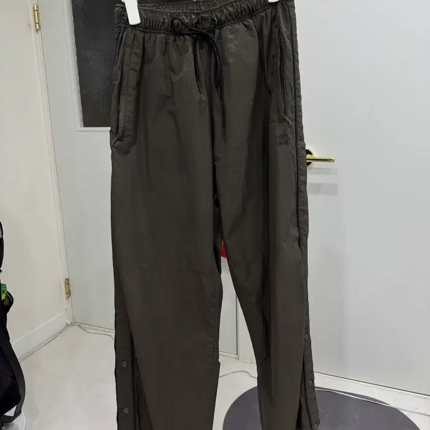 [BUNJANG] Polytroop Nylon Lounge Pants Olive / 폴리테루 나일론 라운지 팬츠 올리브 2