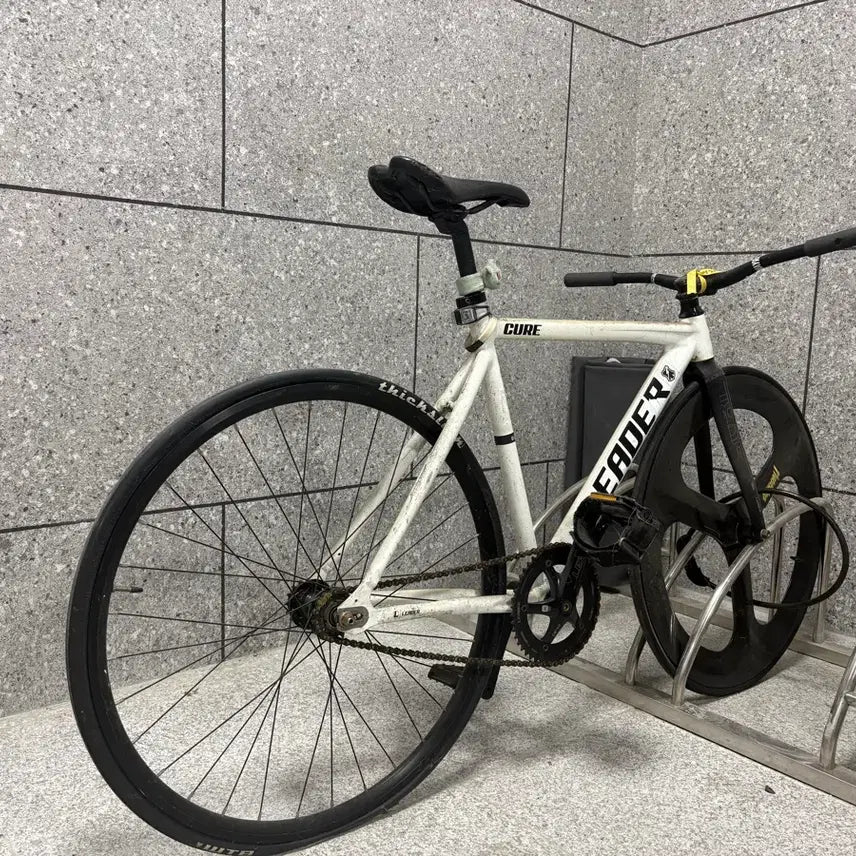 [BUNJANG] Rider CURE Straight Fixed Gear Bicycle / 리더 큐어 스트레이트 픽시 완차 (READER CURE fixed bike)