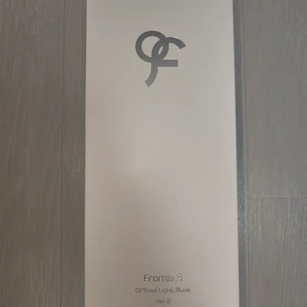 [BUNJANG] fromis_9 Official Lightstick Ver.2 (Sealed) / 프로미스나인 공식 응원봉 Ver.2 미개봉 판매합니다