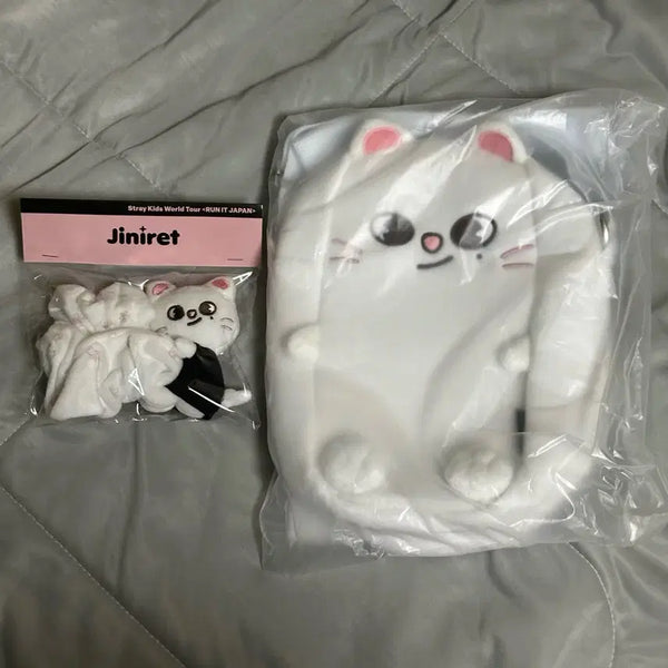 [BUNJANG] Stray Kids Run Away Japan Popup Jiniret Pouch & Scrunchie Bundle Set / 일괄) 스키즈 런잇 재팬 팝업 - 현진 지니렛 파우치 스크런치