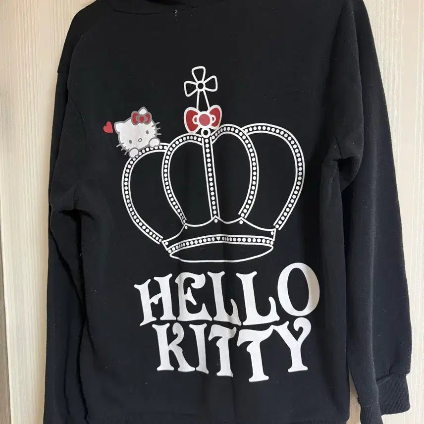 [BUNJANG] Hello Kitty Crown Print Hoodie / M~L 헬로키티 왕관 프린트 블랙 후드티