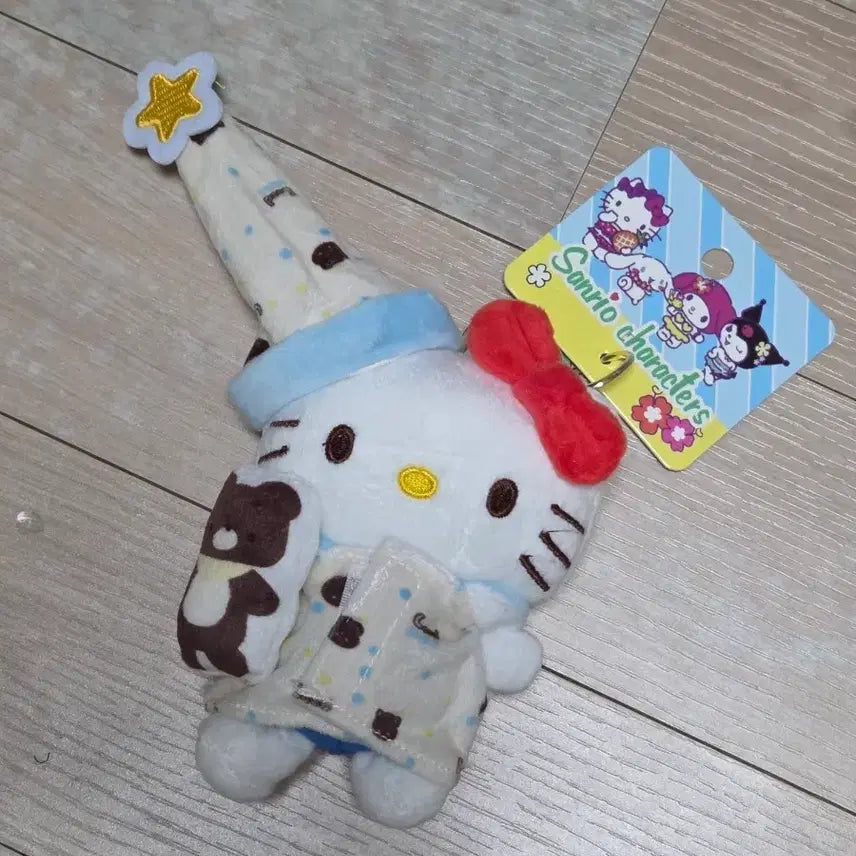 [BUNJANG] Sanrio Hello Kitty Pajama Doll Keychain / 산리오 헬로키티 파자마 인형 키링