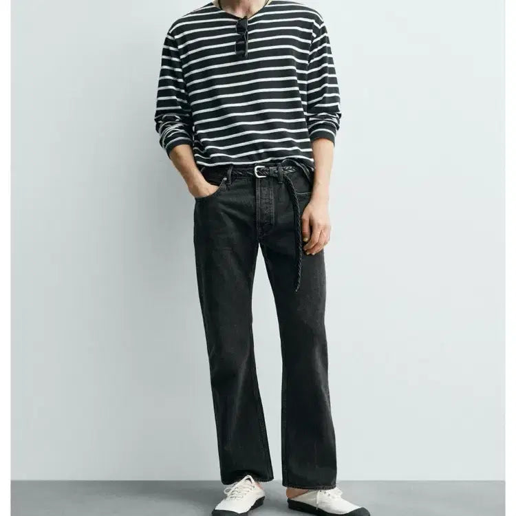 [BUNJANG] ZARA x Aaron Levine Bootcut Denim Black Size 30 / (새상품) 자라 x 아론 레빈 부츠컷 데님 블랙 30
