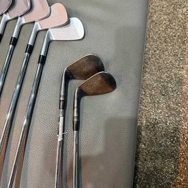 [BUNJANG] TaylorMade Milled Grind 3 Black Wedge Set (52°, 58°) / 테일러메이드 밀드그라인드 3 52도 , 58도 블랙