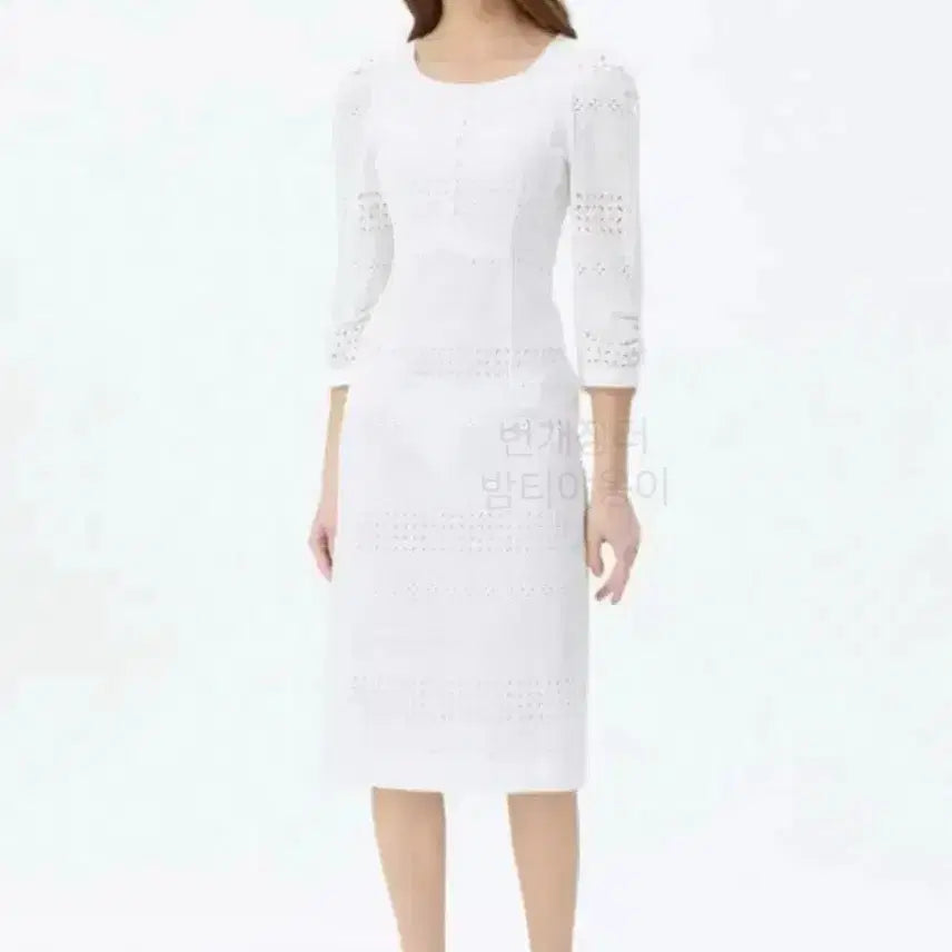 [BUNJANG] It Michaa 21SS Punch Eyelet Lace Dress (Navy) / 잇미샤 21ss 펀칭 아일렛 레이스 원피스 (네이비) 퍼프 셔링 소매 하객룩 오피스룩